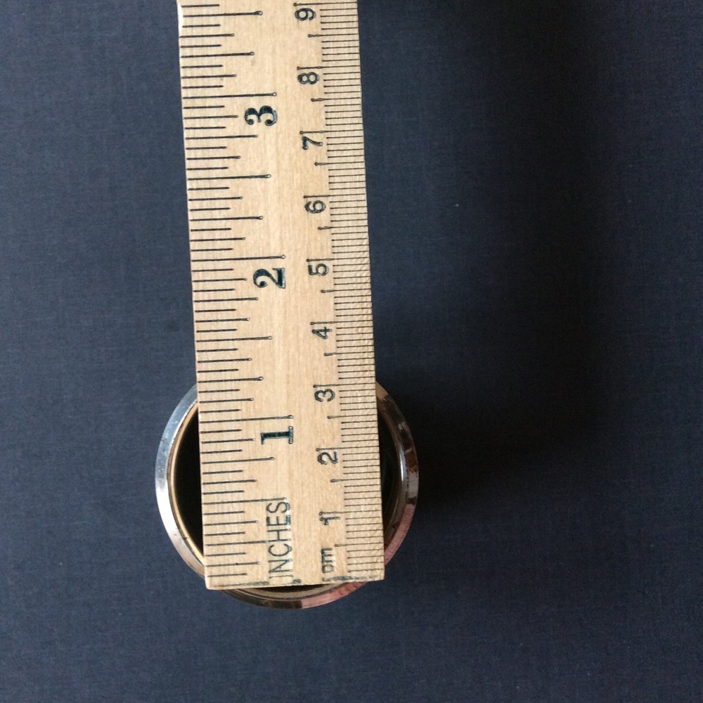 International Silver Company: Eight Napkin Rings - Picture 10 of 16